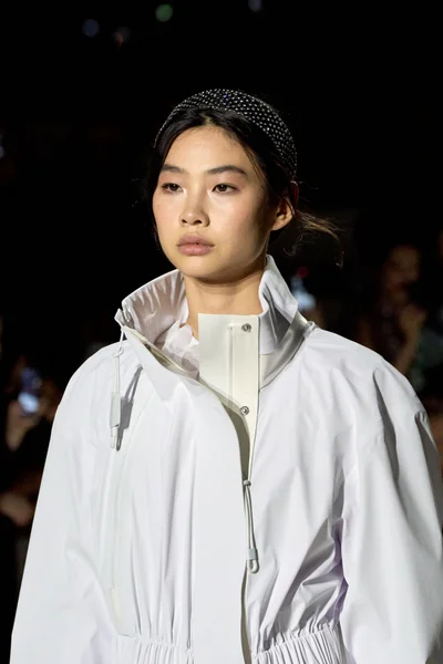 Look 1